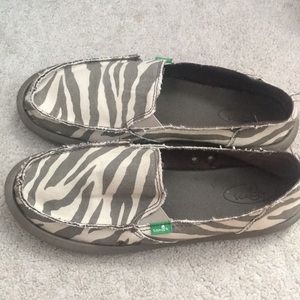 Zebra sanuks